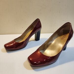 ME TOO Women's Burgundy Patent Block Heel Pumps Sz 8M